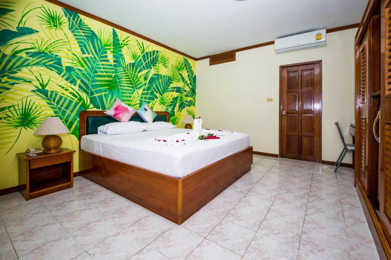 Patong Azzurro Village Hotel Esterno foto