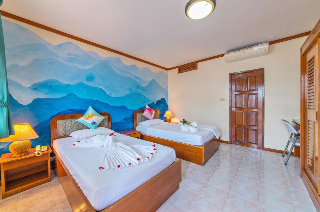 Patong Azzurro Village Hotel Esterno foto